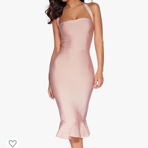 LIKE NEW Women’s Rayon Halter Fishtail Bandage Party Dress